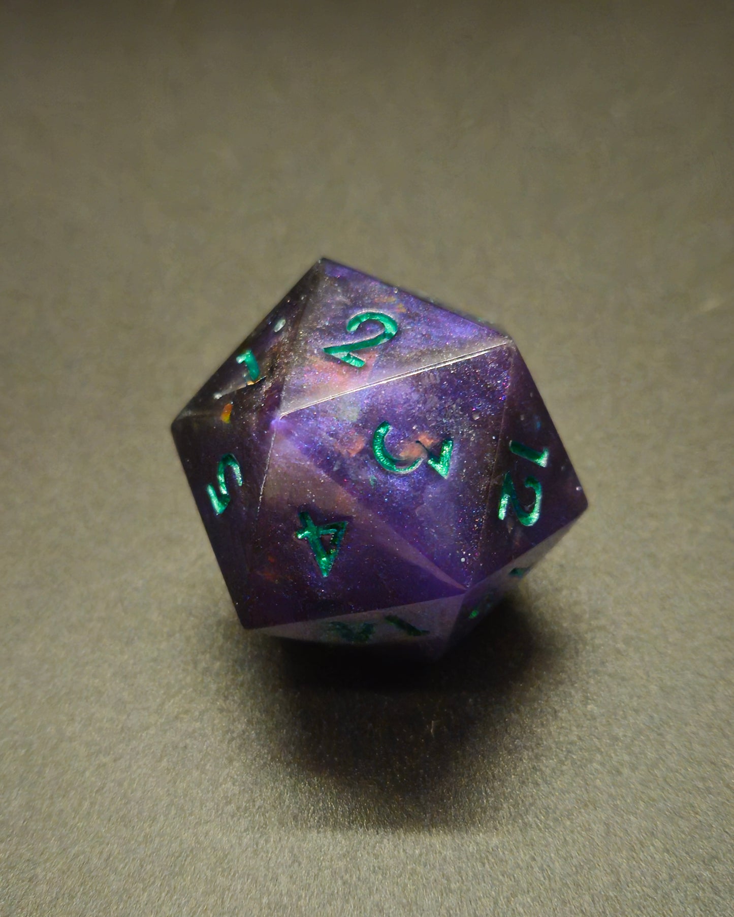 Signature Chunky Spindown D20